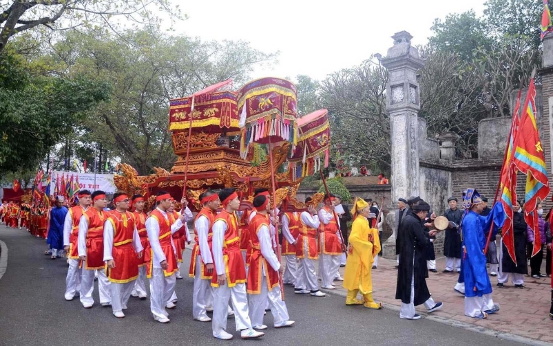 Co Loa Temple Festival